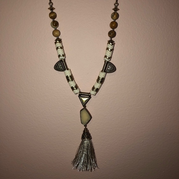 Chloe + Isabel African Plains Necklace - Picture 2 of 2
